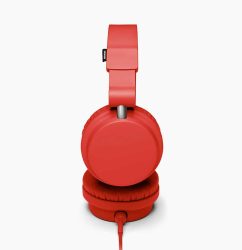 market-headphones-3